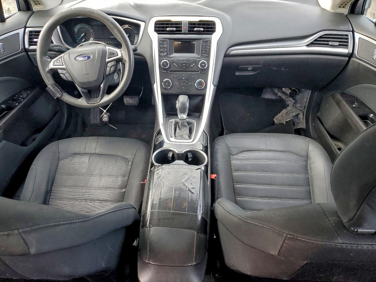 2016 FORD FUSION SE photo 8