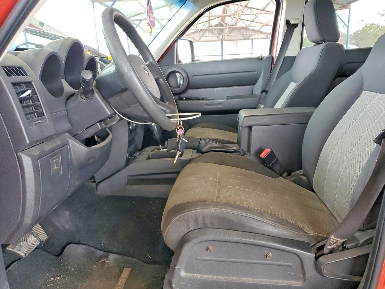 2007 DODGE NITRO SXT photo 19
