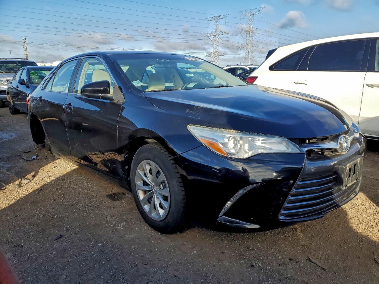 2015 TOYOTA CAMRY LE photo 7