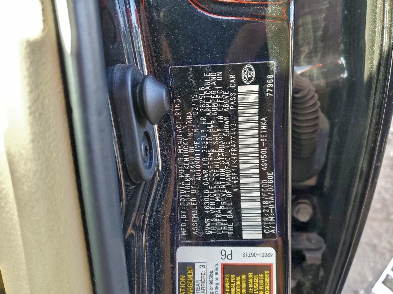 2015 TOYOTA CAMRY LE photo 23