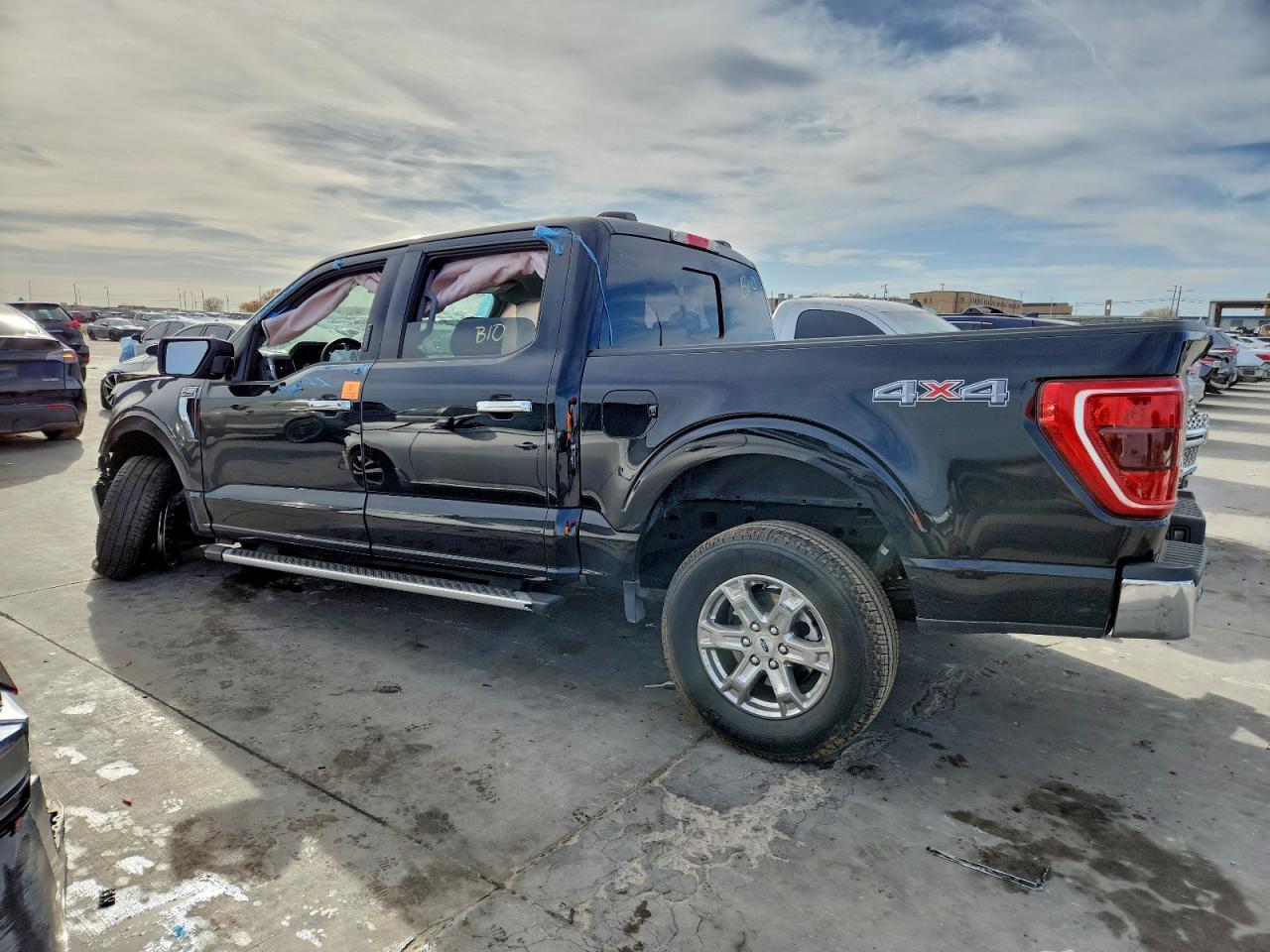 2023 FORD F150 SUPERCREW photo 2