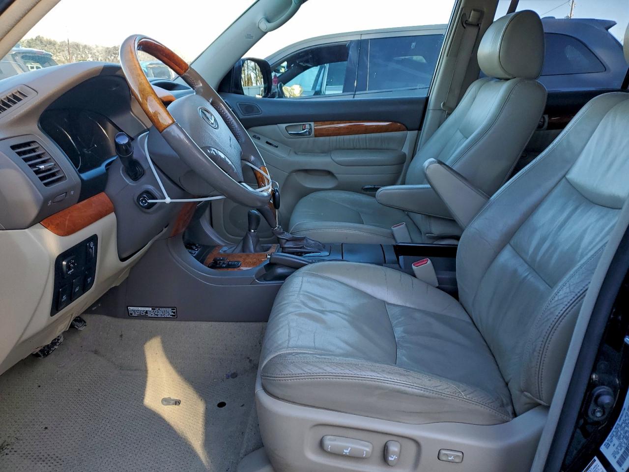 2004 LEXUS GX 470 photo 7