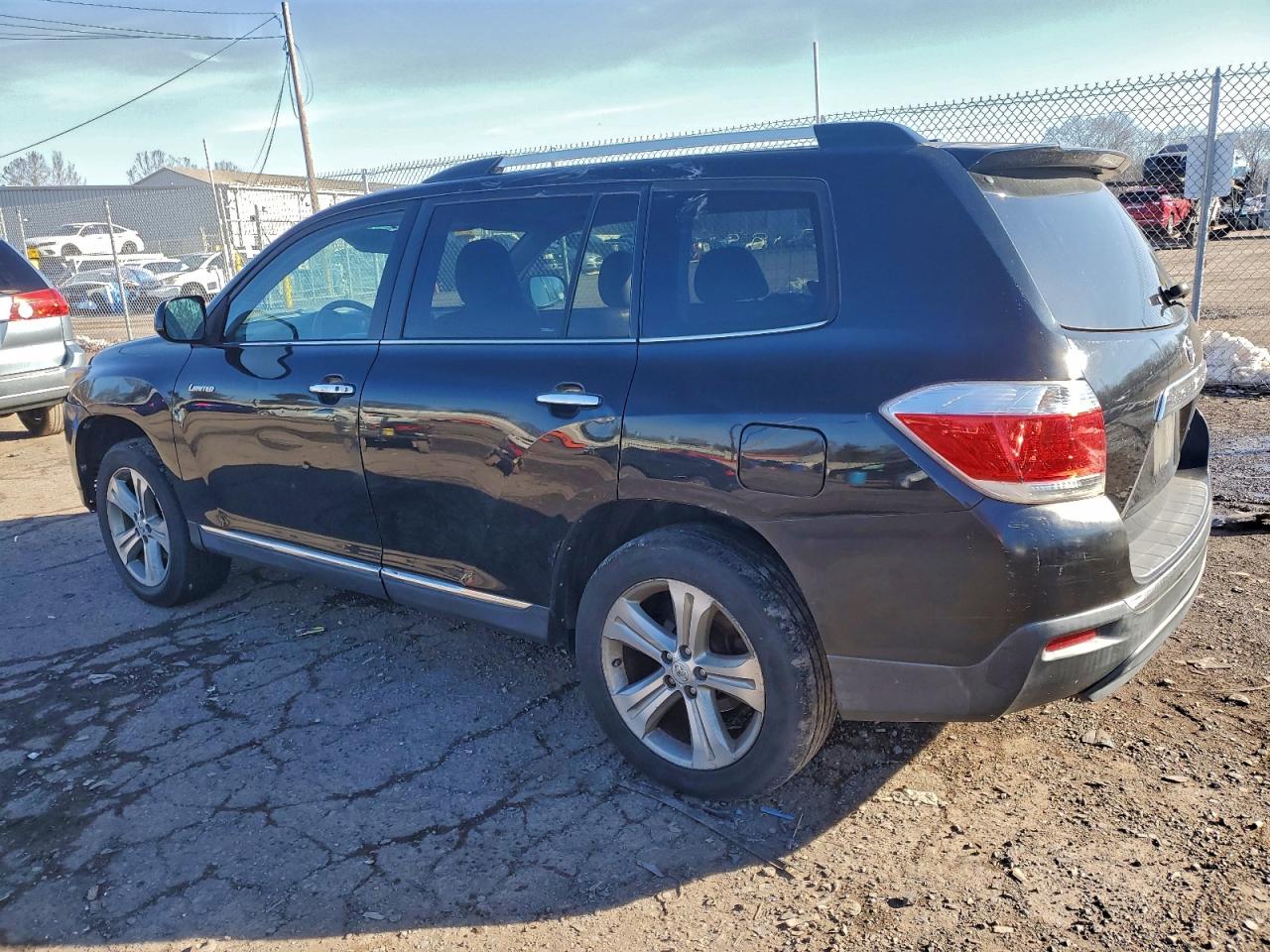 2012 TOYOTA HIGHLANDER LIMITED photo 2