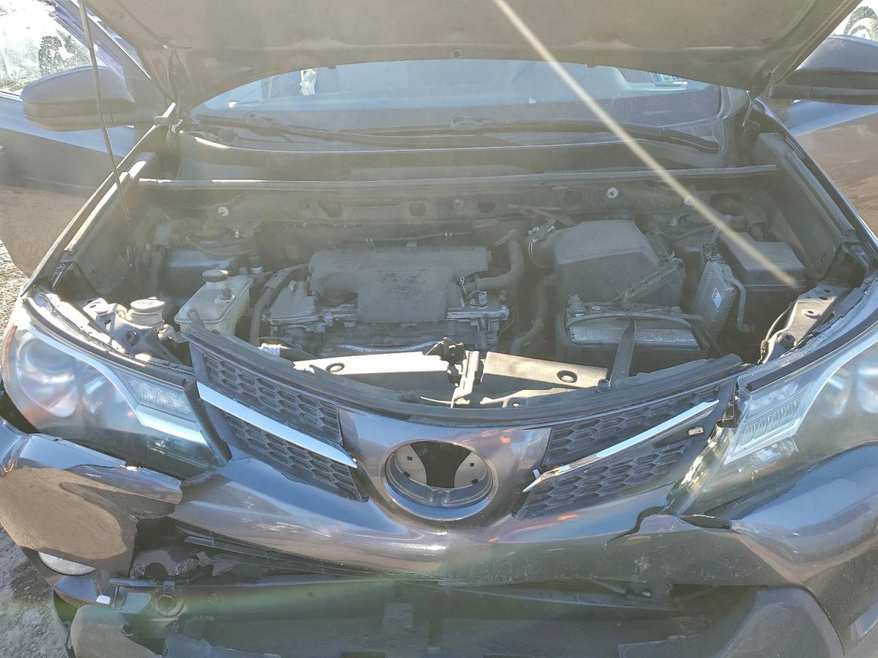 2015 TOYOTA RAV4 LE photo 12