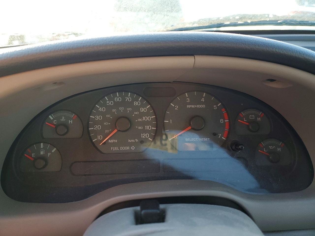 2002 FORD MUSTANG photo 9