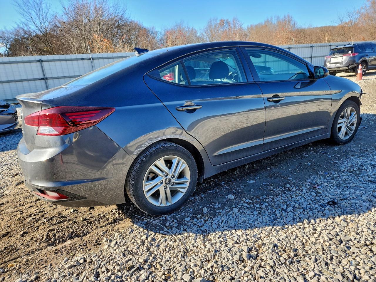 2020 HYUNDAI ELANTRA SEL photo 3