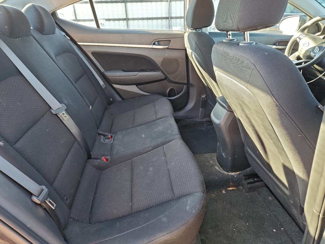 2020 HYUNDAI ELANTRA SEL photo 10