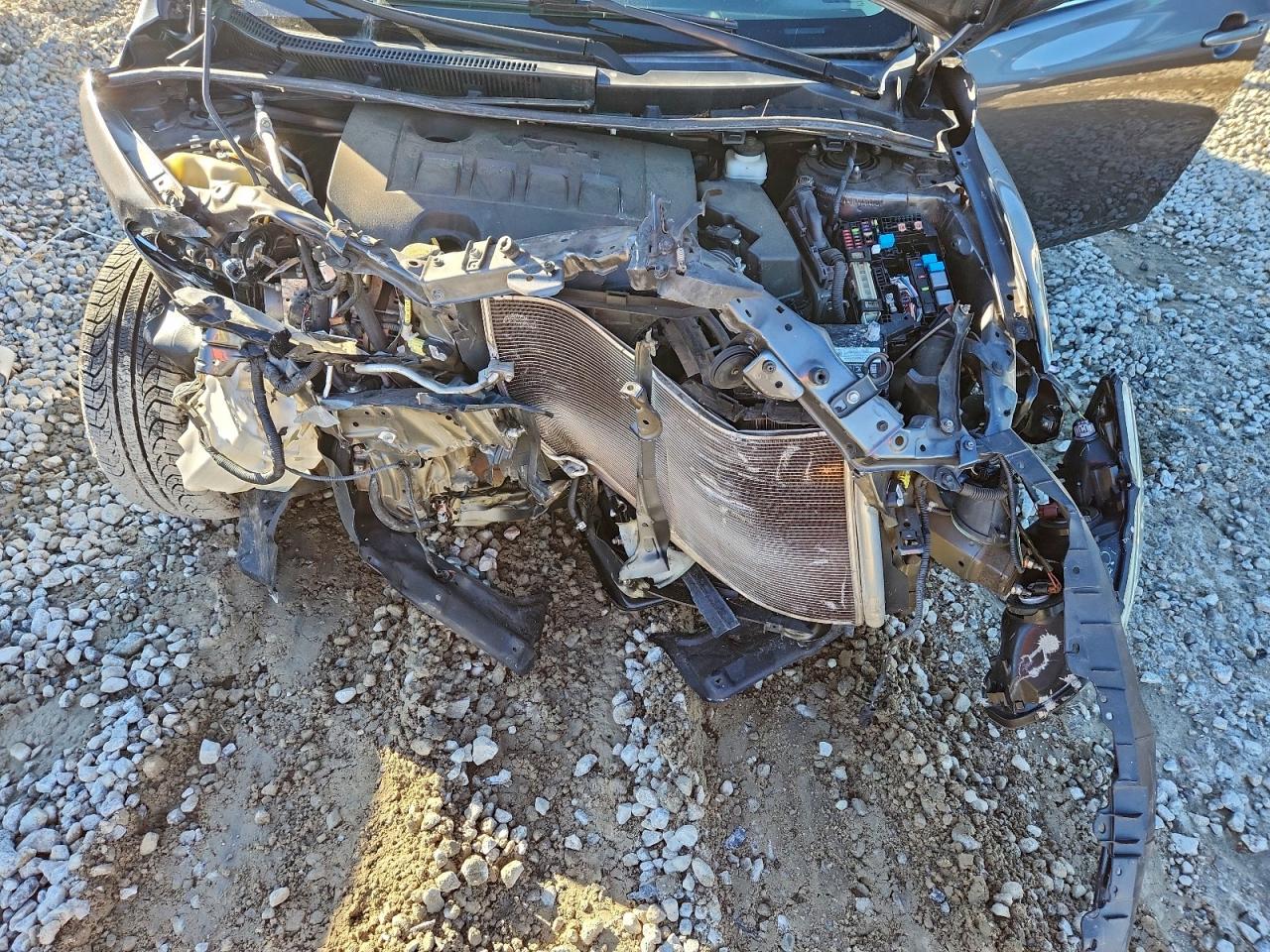 2013 TOYOTA COROLLA BASE photo 11