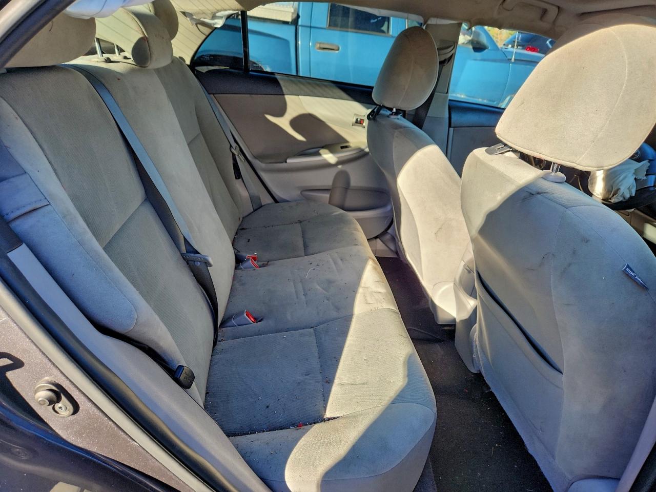 2013 TOYOTA COROLLA BASE photo 10