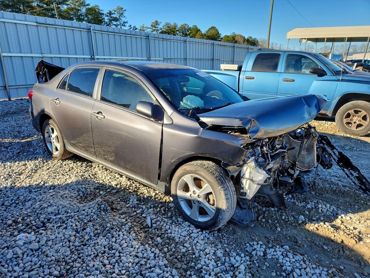 2013 TOYOTA COROLLA BASE photo 4
