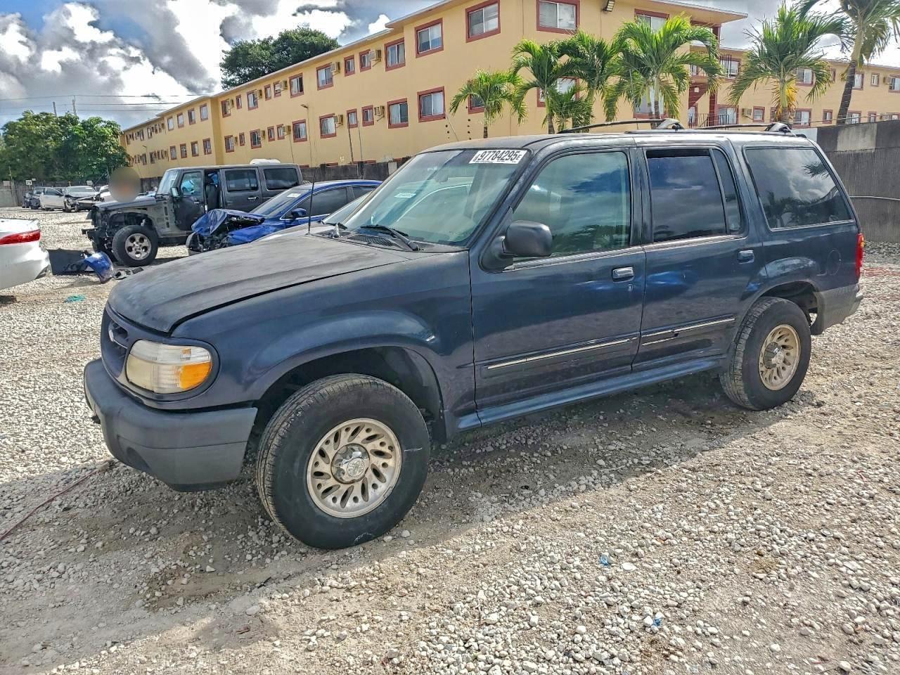 2000 FORD EXPLORER