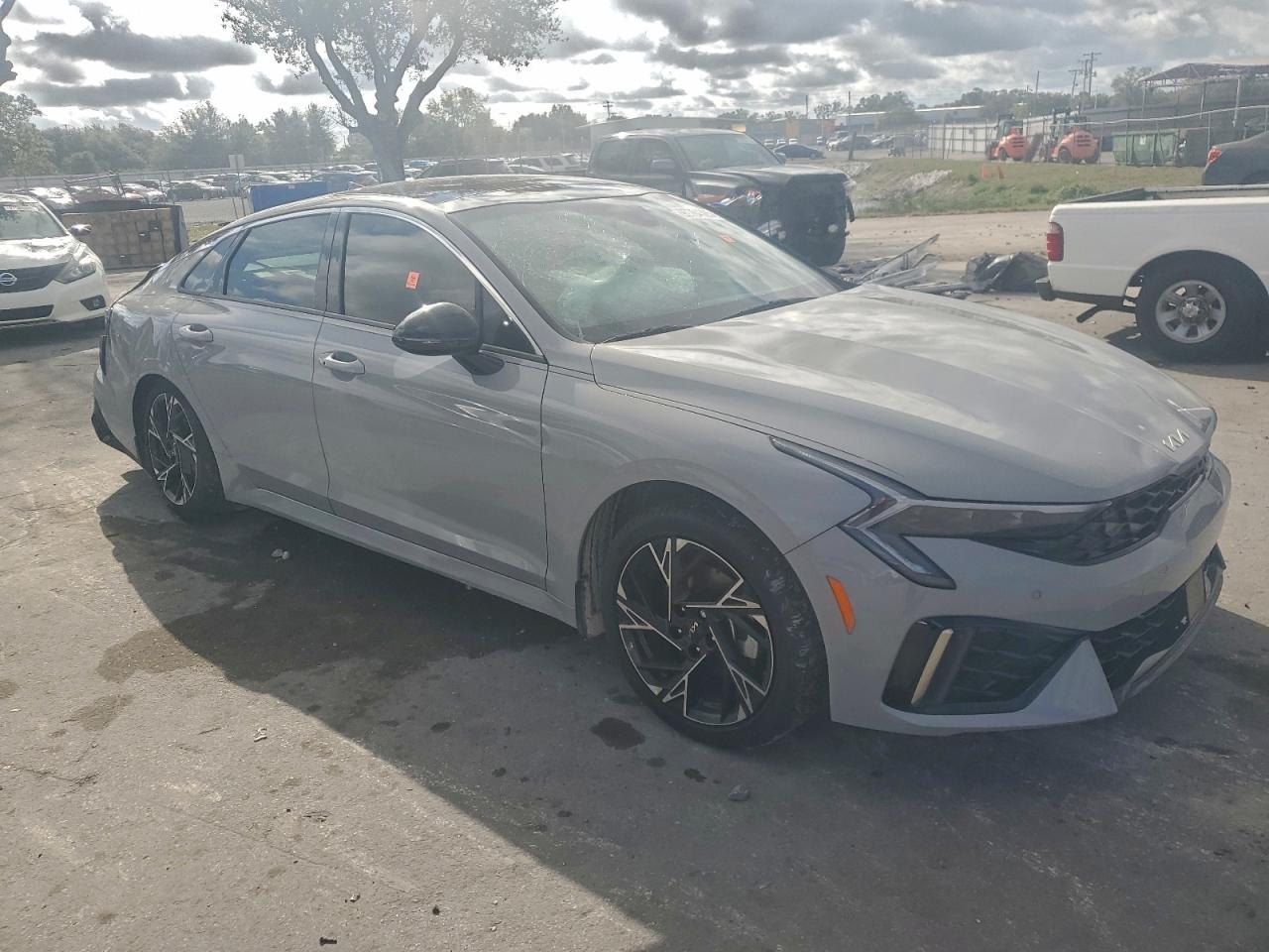 2025 KIA K5 GT LINE photo 4