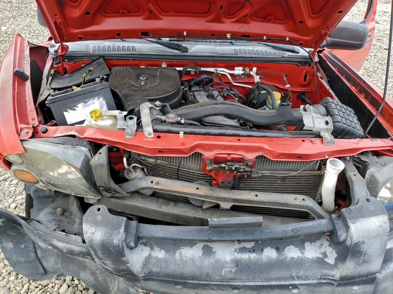 2002 NISSAN FRONTIER KING CAB XE photo 11
