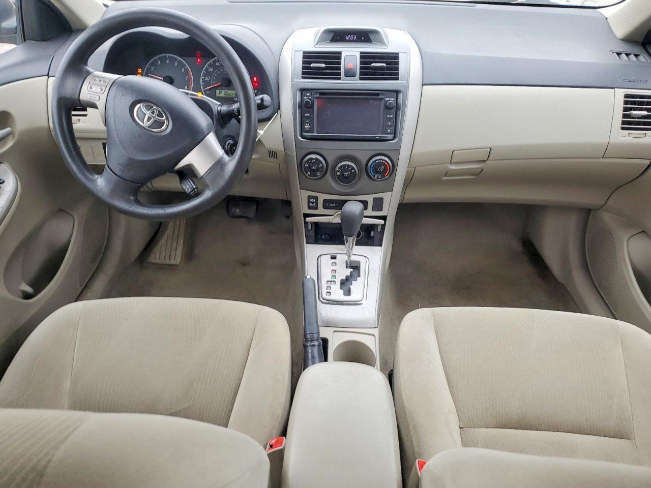 2013 TOYOTA COROLLA BASE photo 8
