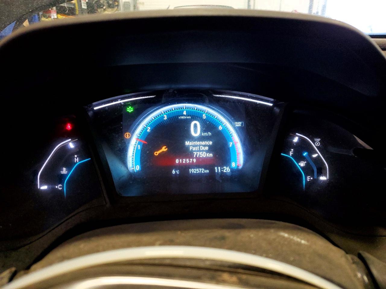 2016 HONDA CIVIC LX photo 9
