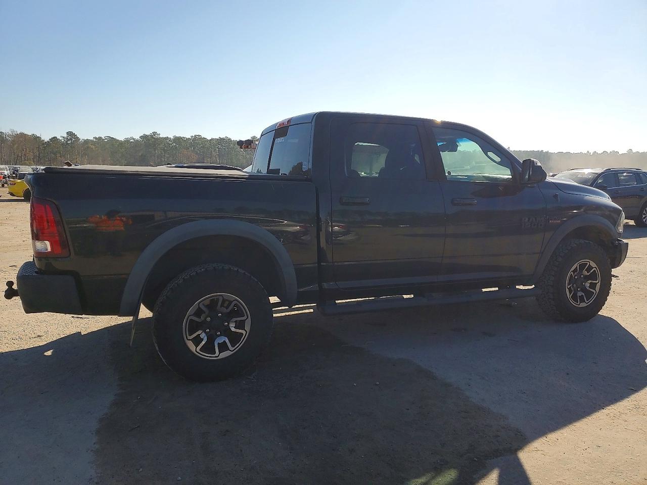 2016 RAM 1500 REBEL photo 3