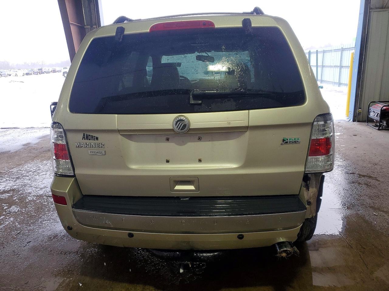2010 MERCURY MARINER PREMIER photo 11