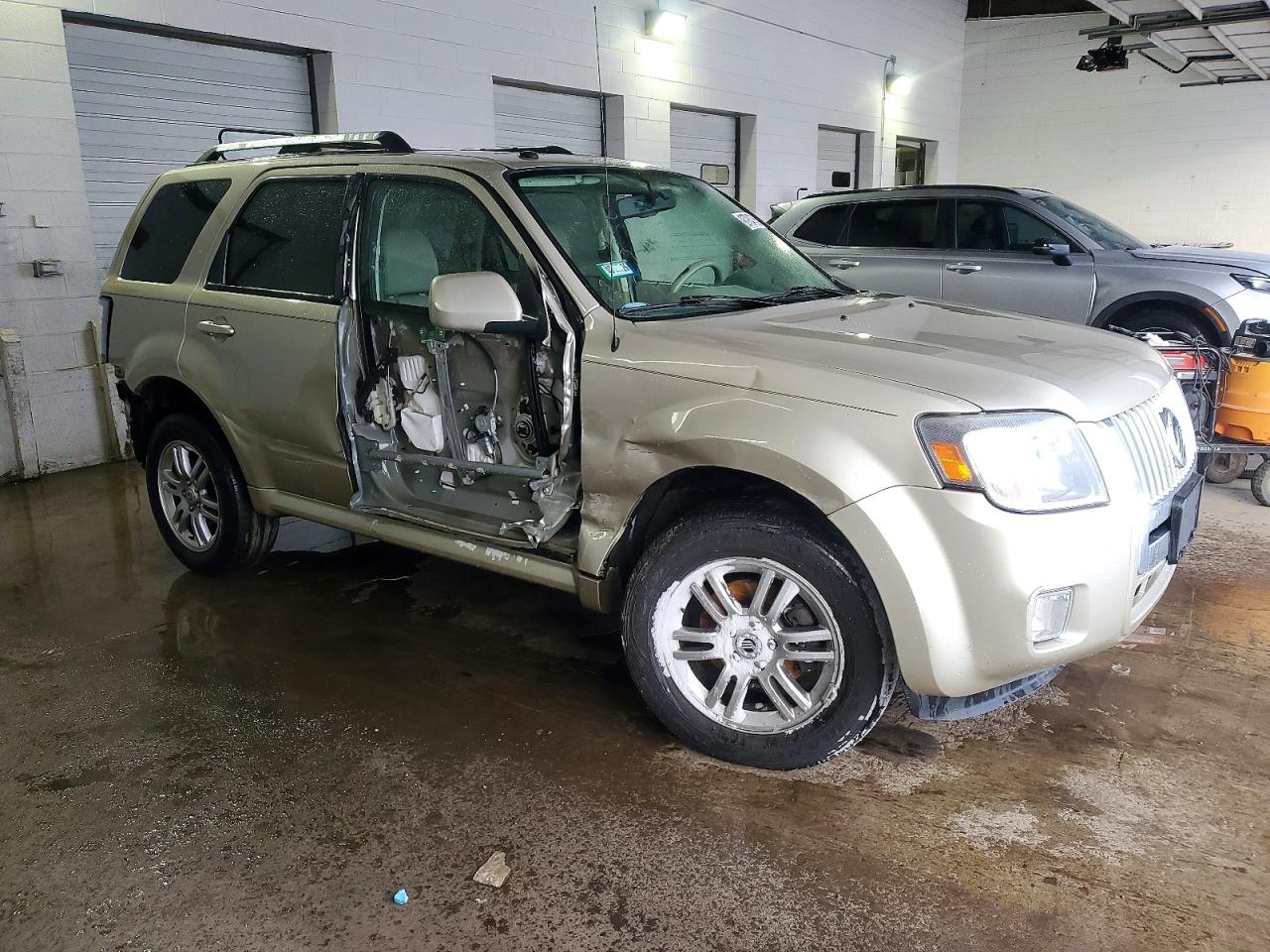 2010 MERCURY MARINER PREMIER photo 7