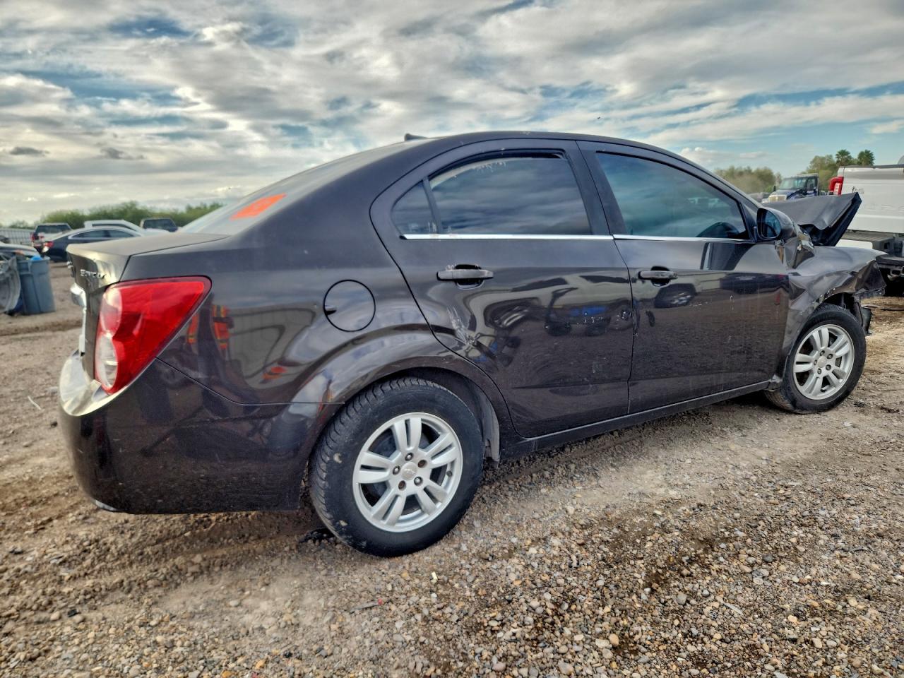 2014 CHEVROLET SONIC LT photo 3