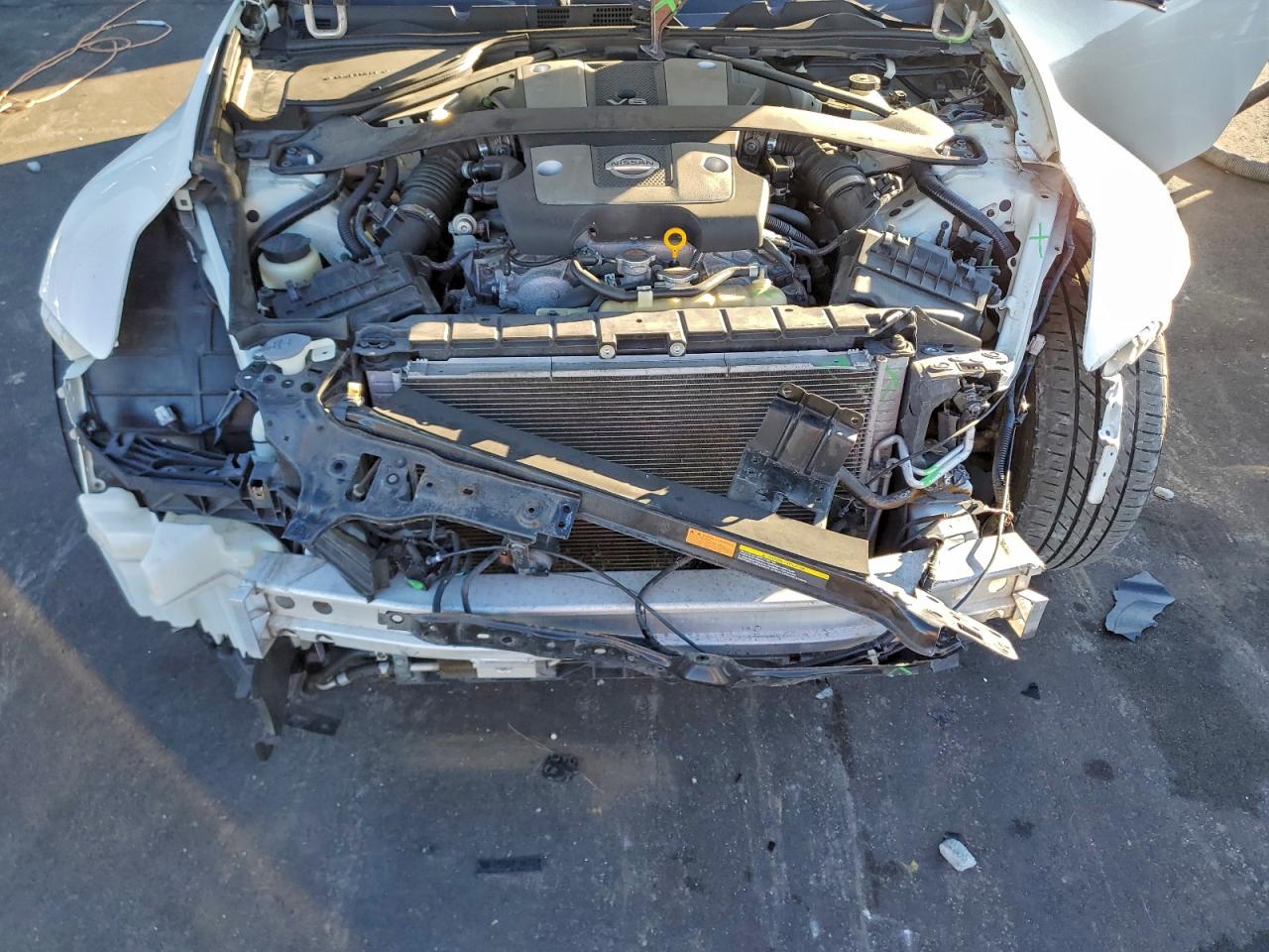 2017 NISSAN 370Z BASE photo 11
