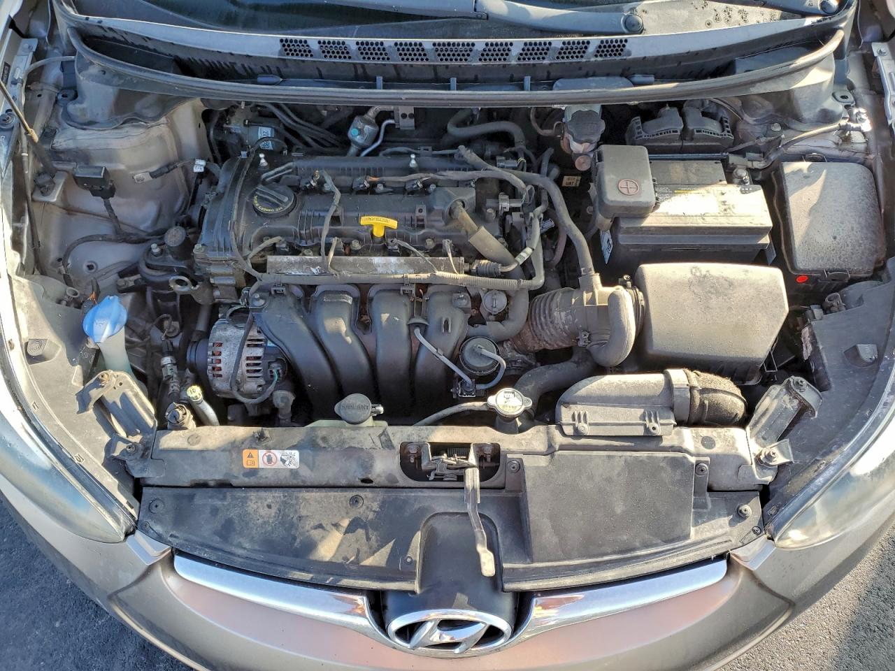 2014 HYUNDAI ELANTRA SE photo 11