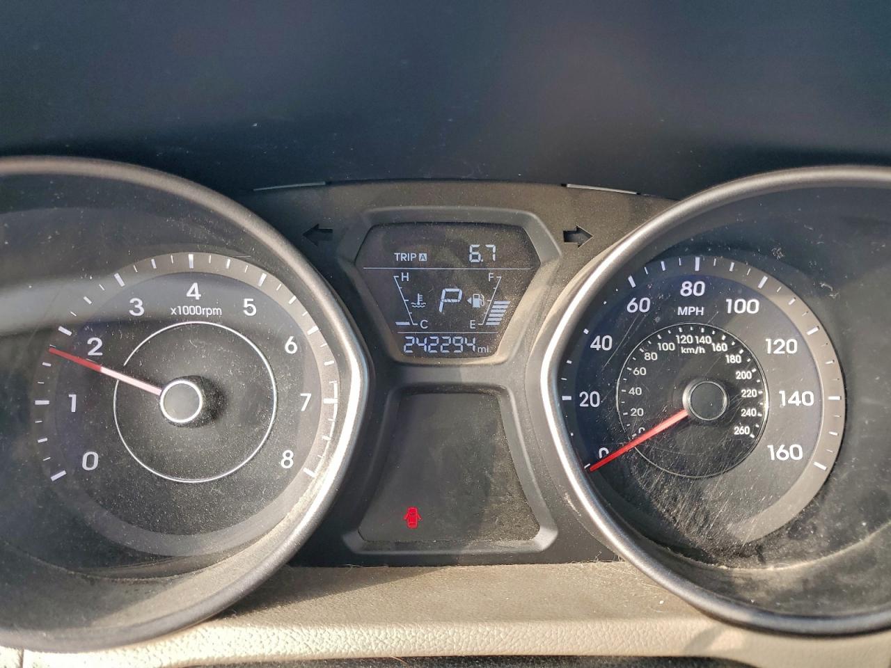 2014 HYUNDAI ELANTRA SE photo 9