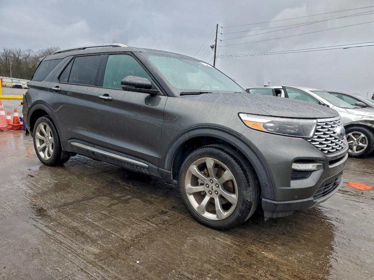 2020 FORD EXPLORER PLATINUM photo 4
