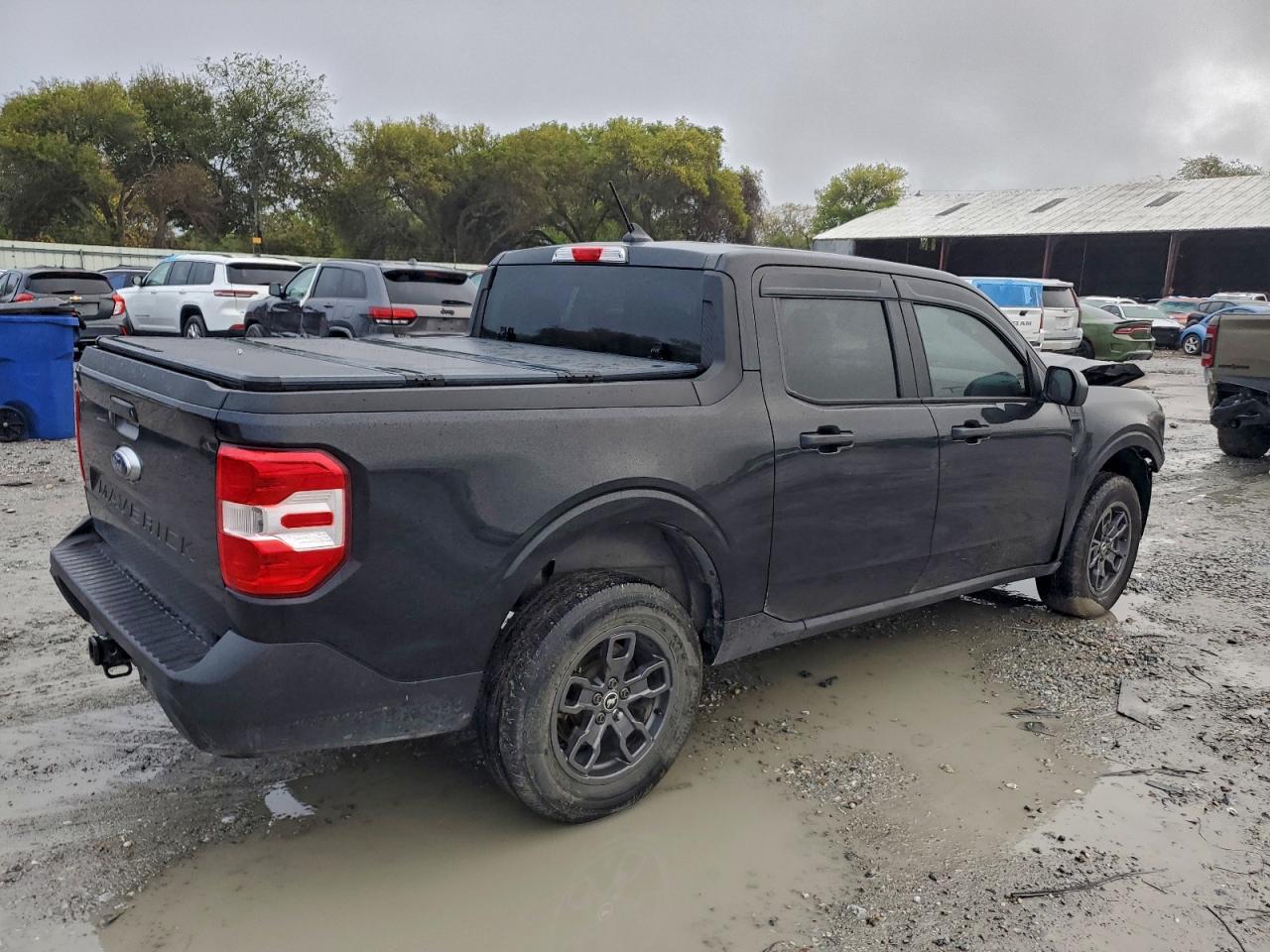 2023 FORD MAVERICK XL photo 3