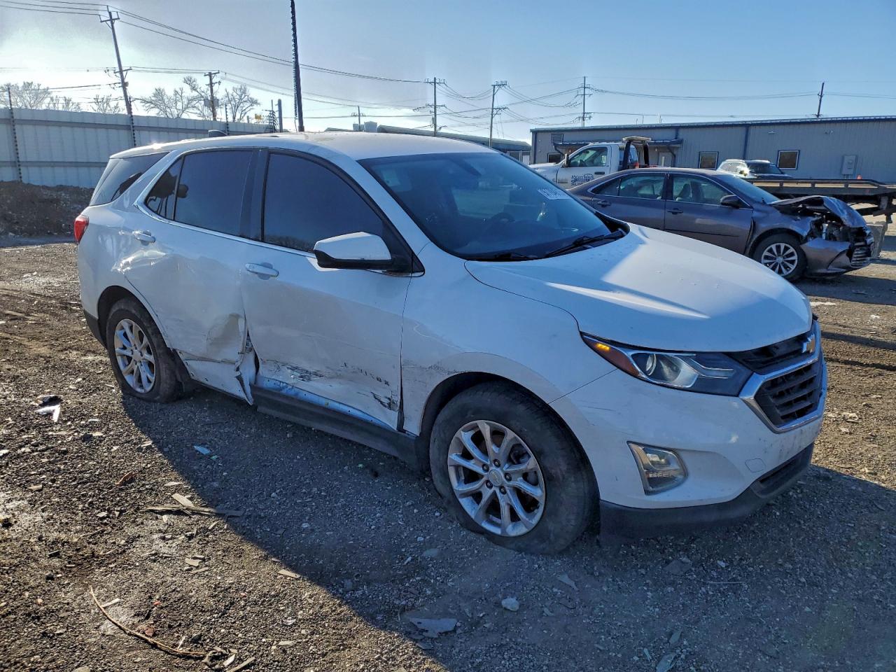 2019 CHEVROLET EQUINOX LT photo 4