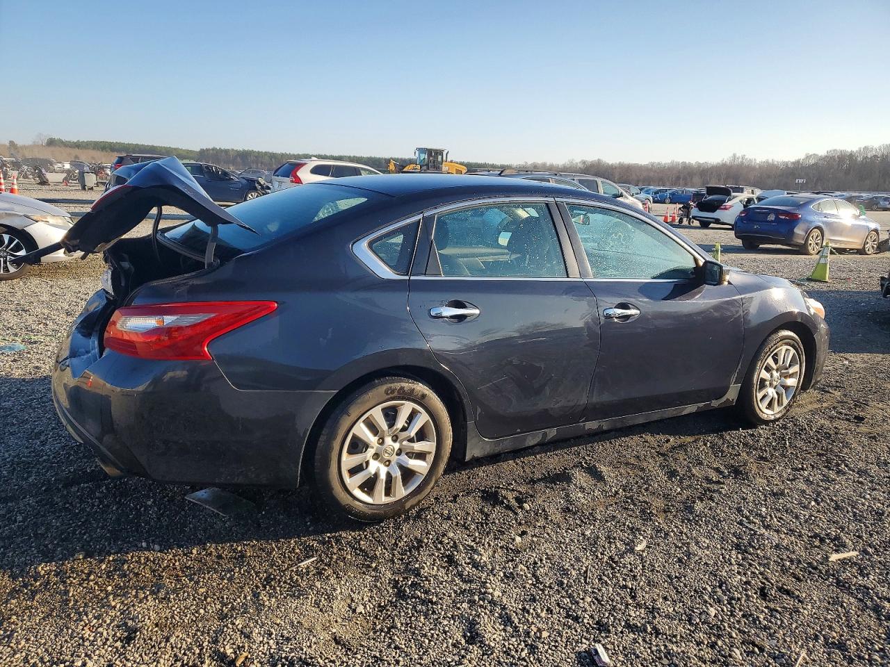 2018 NISSAN ALTIMA 2.5 photo 3