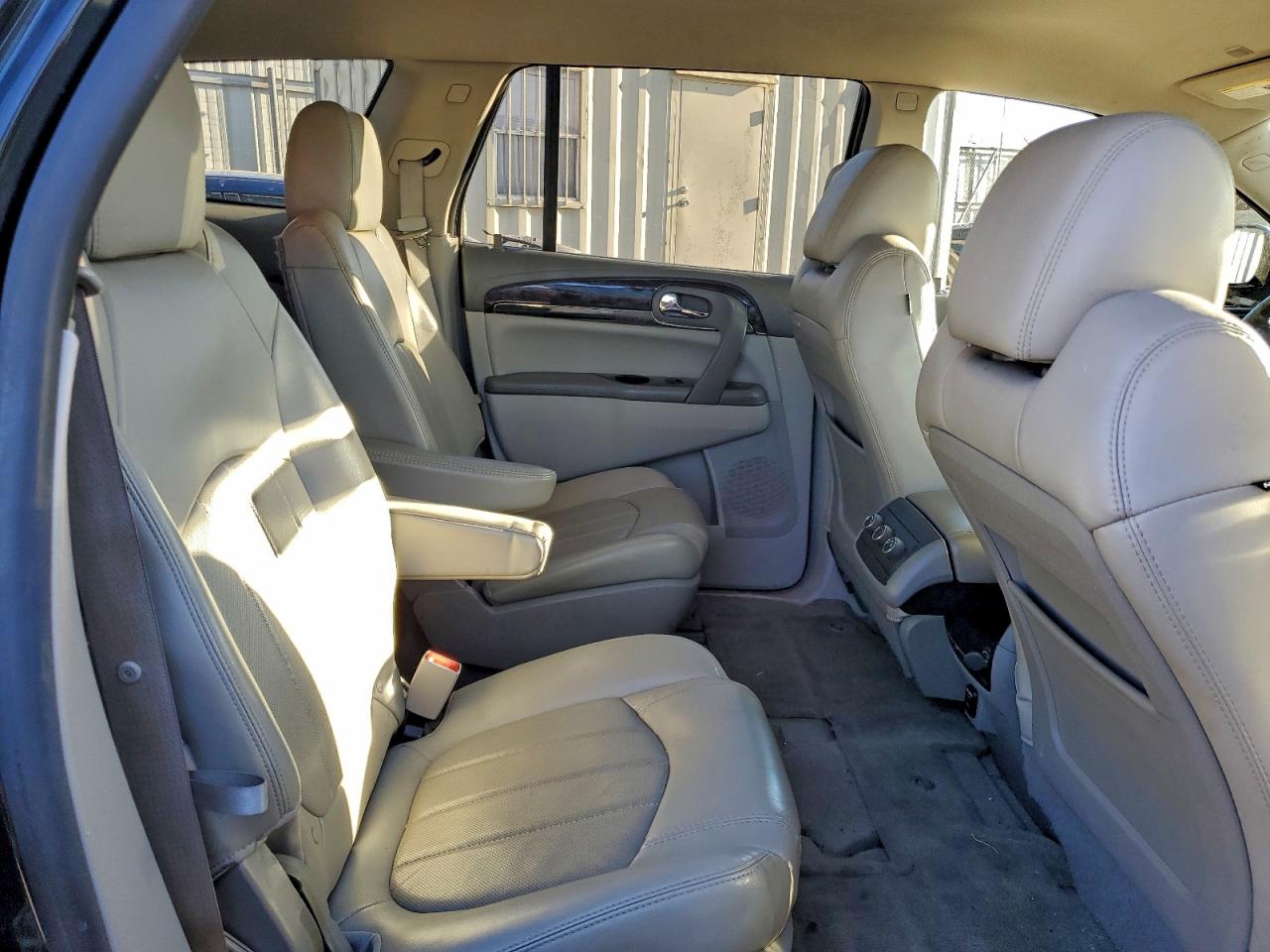 2015 BUICK ENCLAVE photo 11