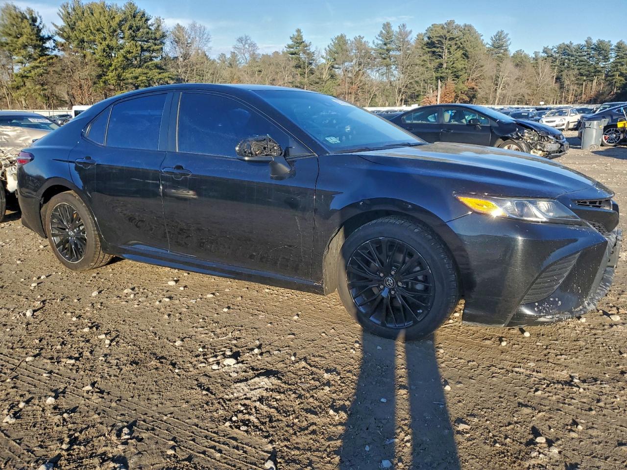 2019 TOYOTA CAMRY L photo 4
