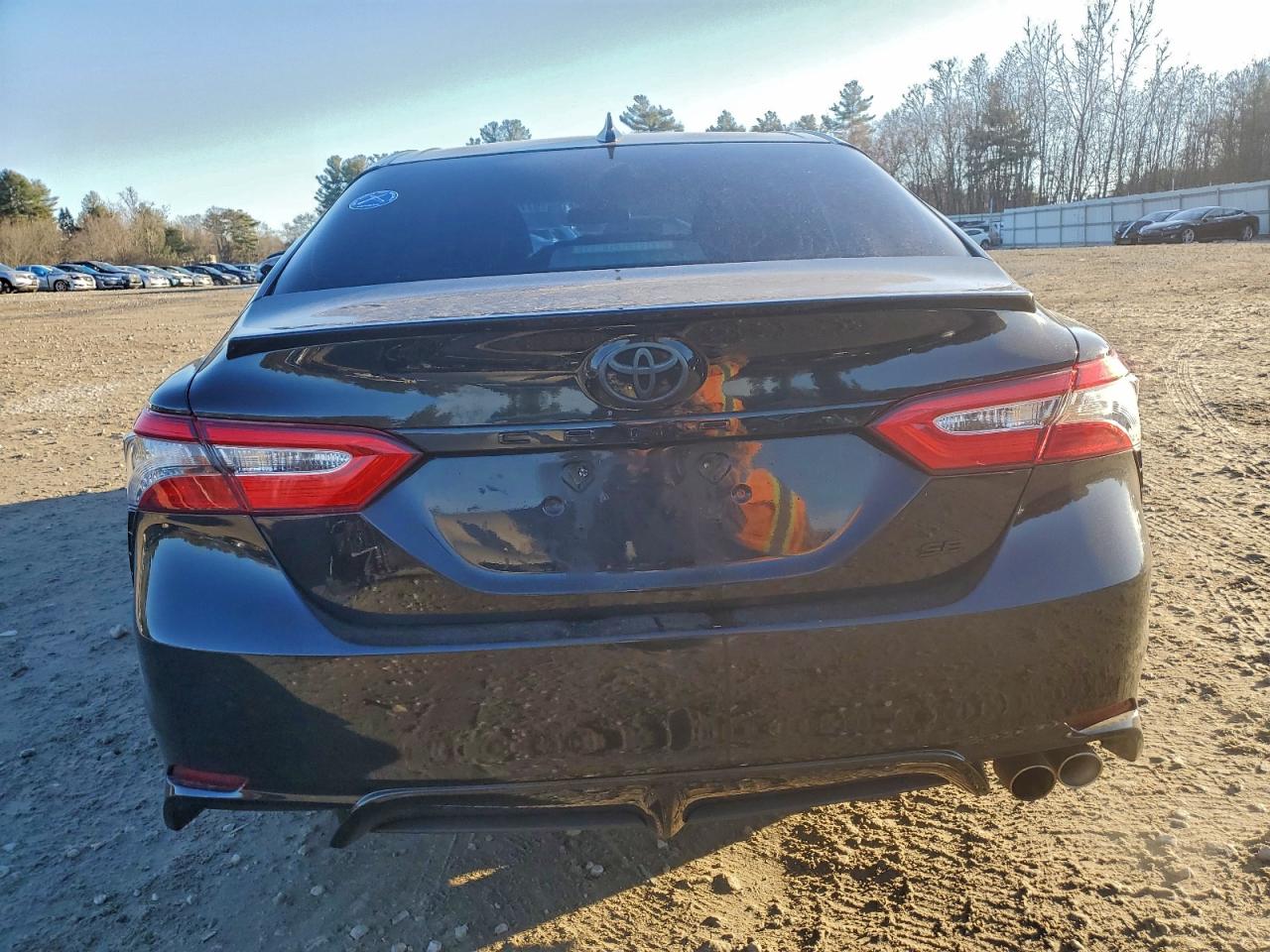 2019 TOYOTA CAMRY L photo 6