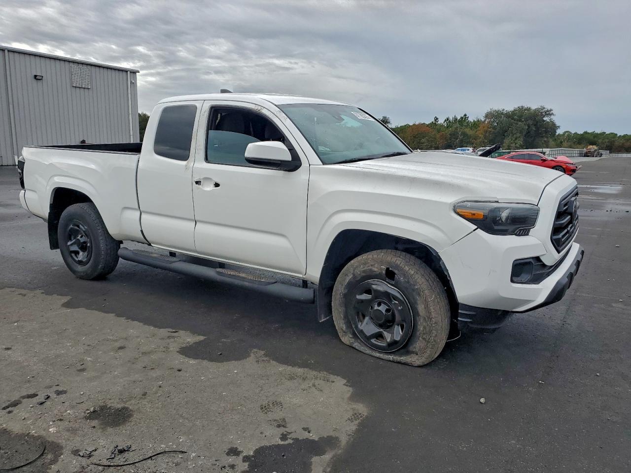 2019 TOYOTA TACOMA SR photo 4