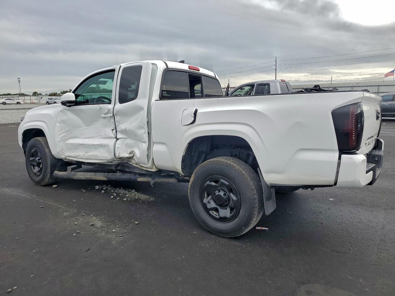 2019 TOYOTA TACOMA SR photo 2
