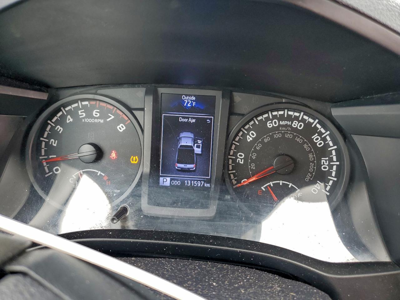 2019 TOYOTA TACOMA SR photo 9