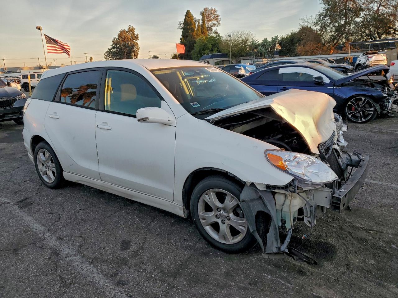 2006 TOYOTA COROLLA MATRIX XR photo 4
