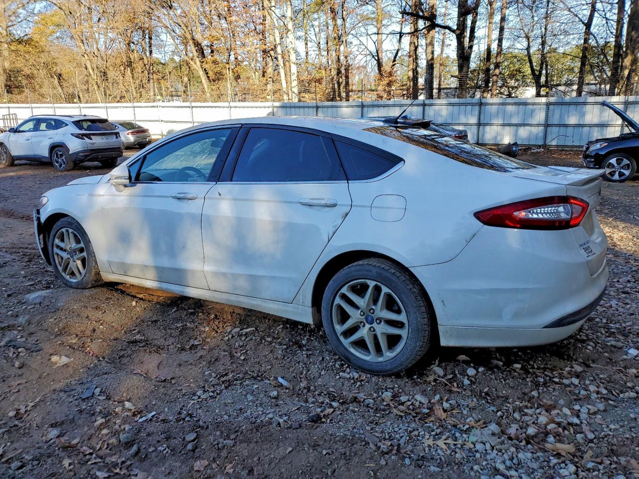 2016 FORD FUSION SE photo 2