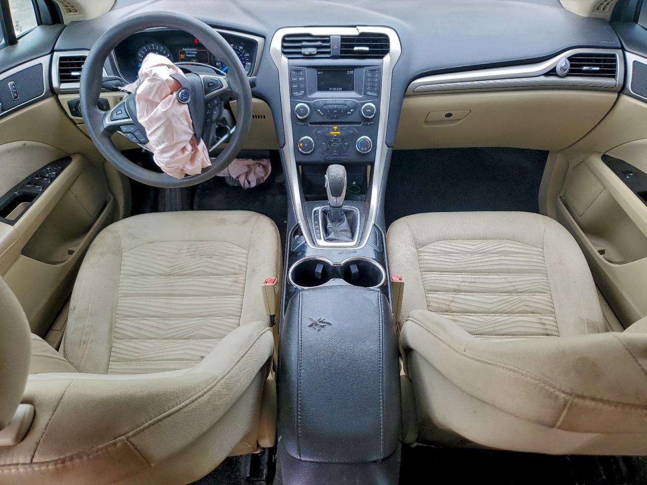 2016 FORD FUSION SE photo 8
