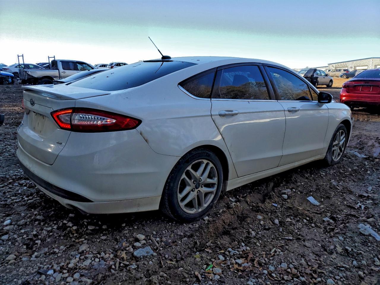 2016 FORD FUSION SE photo 3