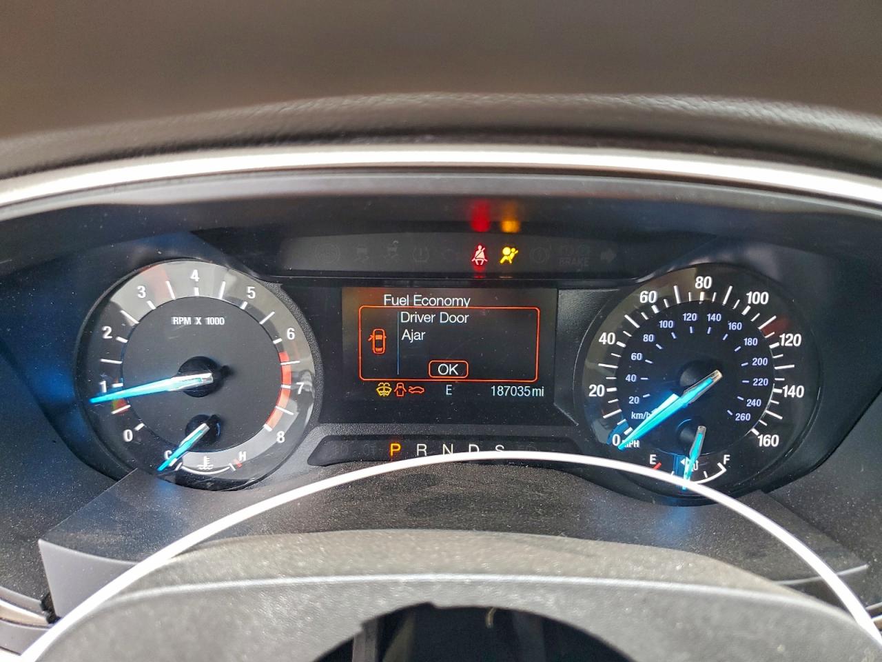2016 FORD FUSION SE photo 9
