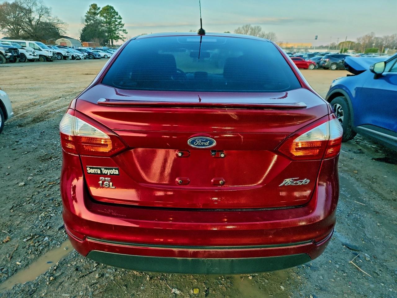 2016 FORD FIESTA SE photo 6