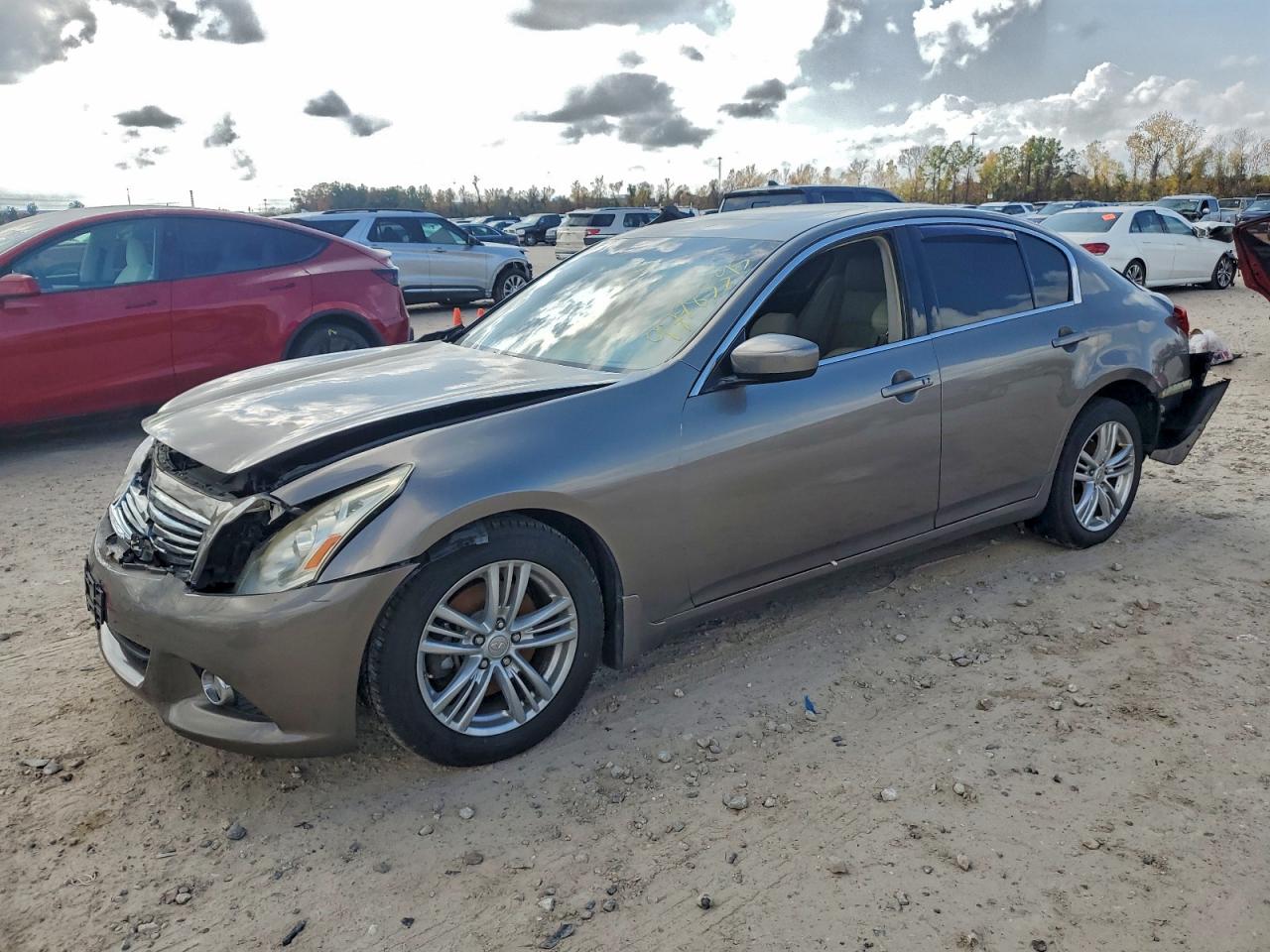 2012 INFINITI G37