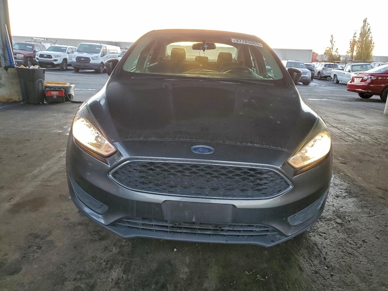 2015 FORD FOCUS SE photo 5
