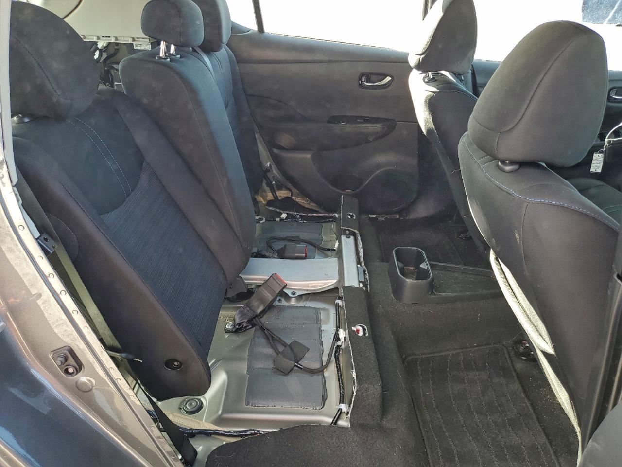 2025 NISSAN LEAF SV PLUS photo 10