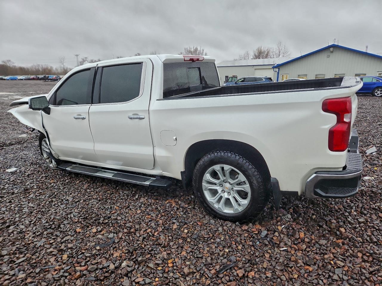 2025 CHEVROLET SILVERADO K1500 LTZ photo 2