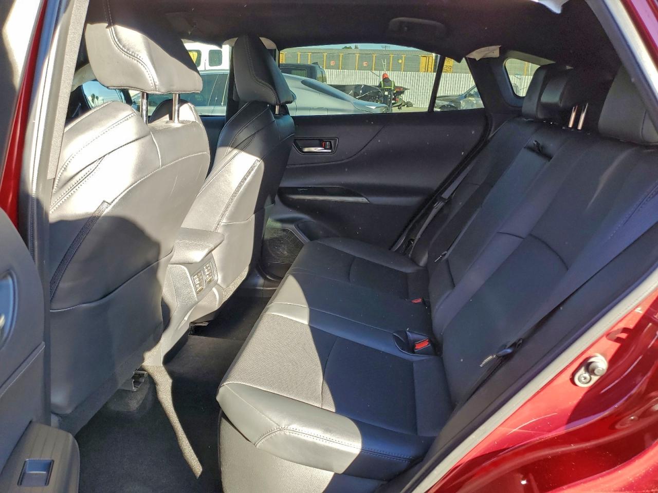 2023 TOYOTA VENZA LE photo 11