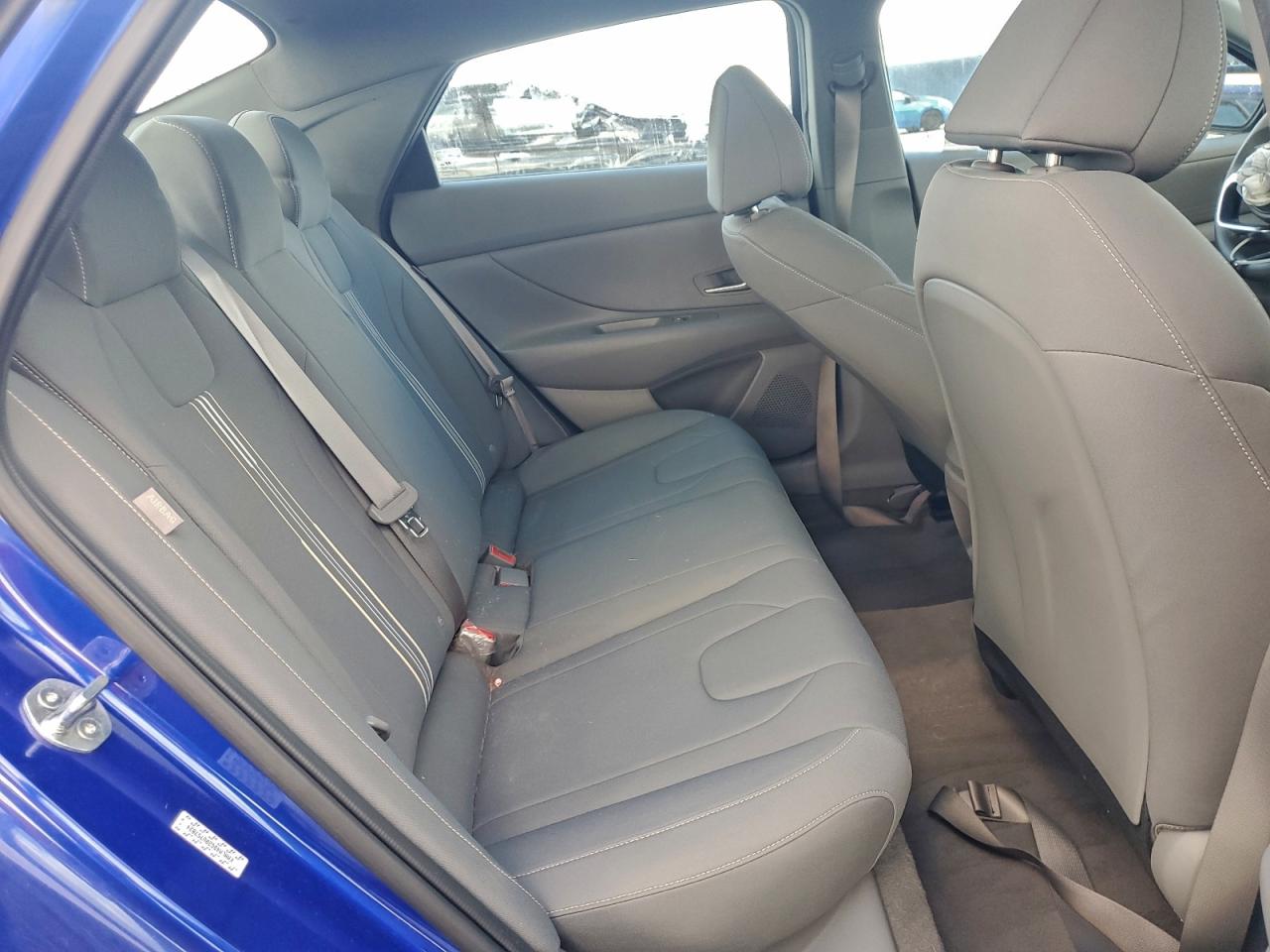 2024 HYUNDAI ELANTRA SEL photo 10