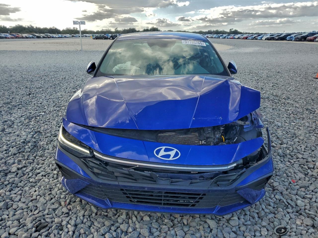 2024 HYUNDAI ELANTRA SEL photo 5