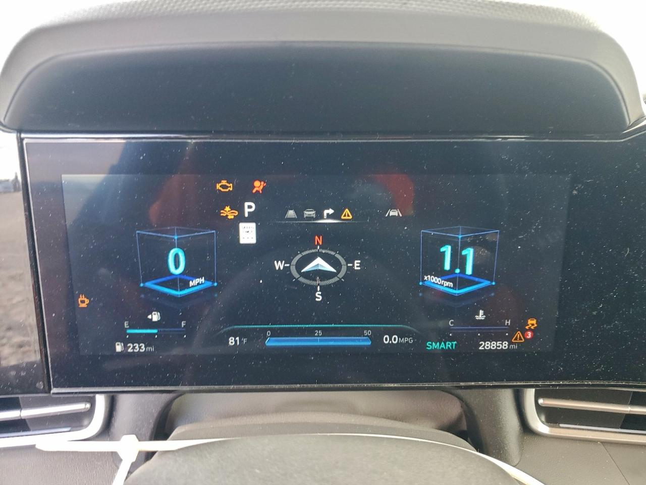 2024 HYUNDAI ELANTRA SEL photo 9